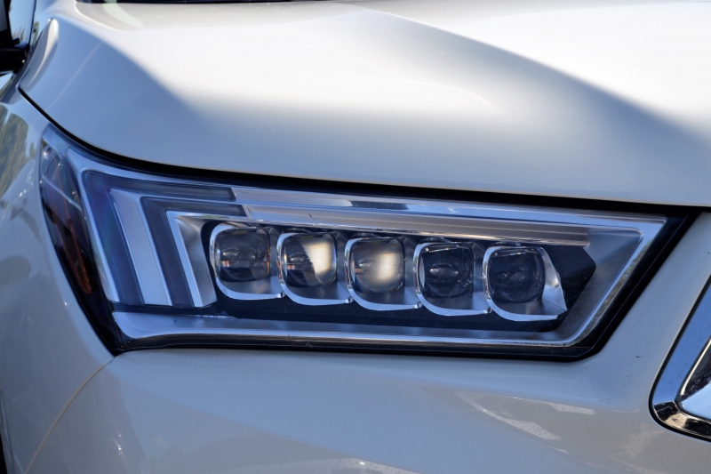 concession-GONFARON-min_acura-headlamp-2834131